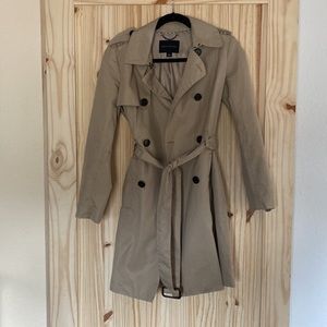 Banana Republic classic trench coat
